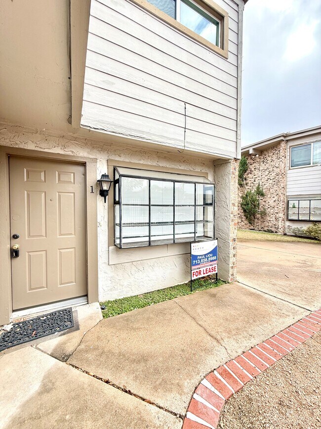 Building Photo - 1518 Wirt Rd