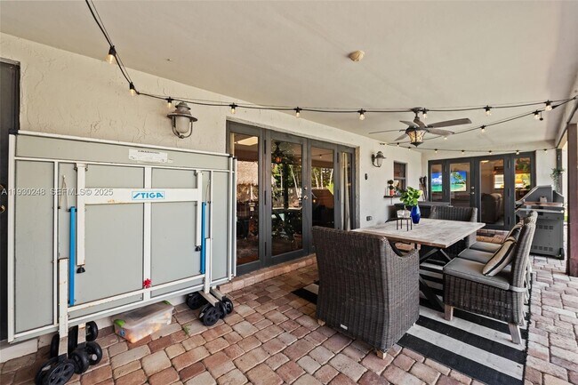 Building Photo - 410 Sailboat Cir