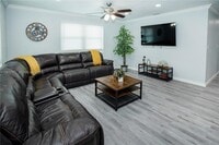 Building Photo - 1647 NW 29th Ave