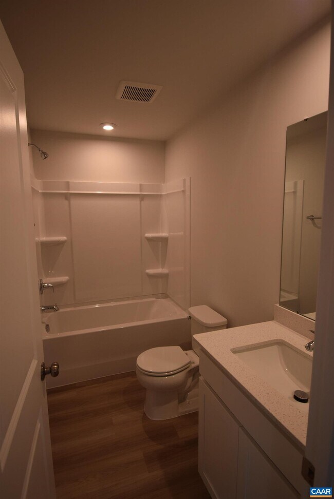 Building Photo - 34 Diana Ct