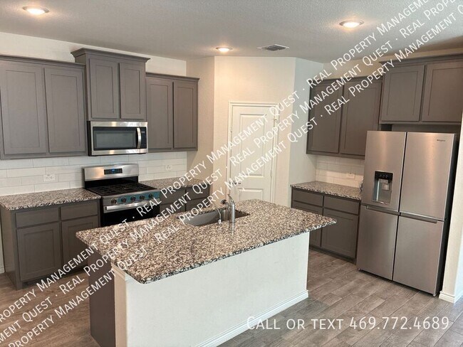 Building Photo - 8164 Trudy Ln
