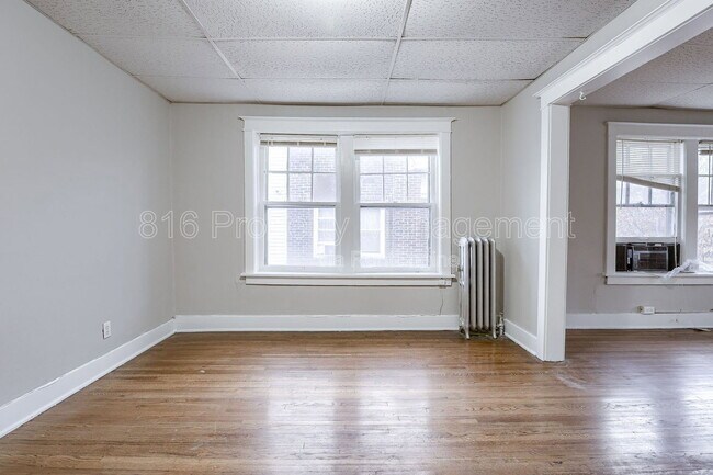 Building Photo - 513 Prospect Ave