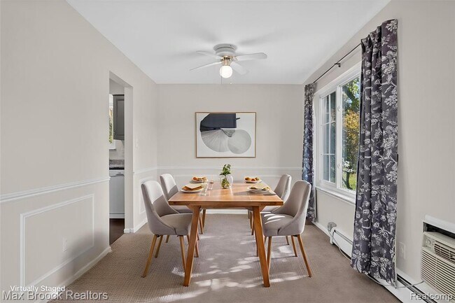 Building Photo - 100 W Hickory Grove Rd