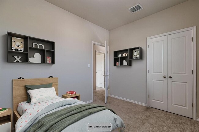 Building Photo - 384 Witchhazel Way