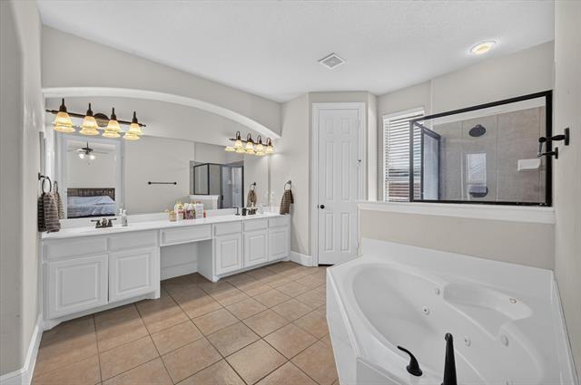 Building Photo - 4612 Quiet Cir