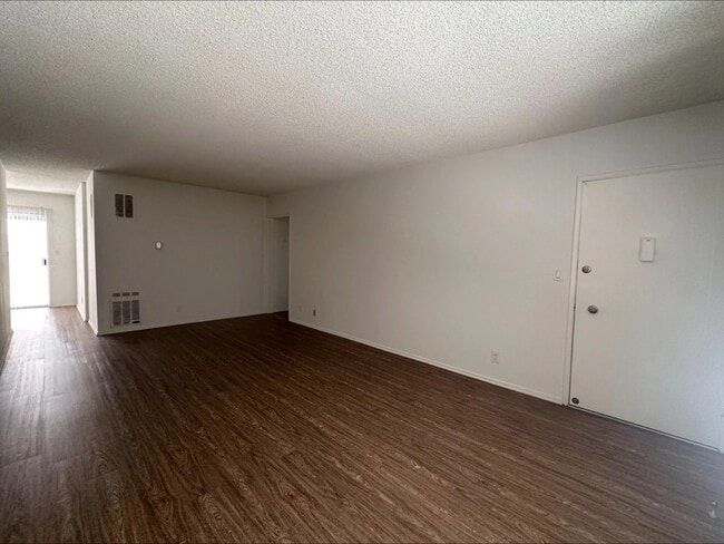 Interior Photo - 1953 Overland Avenue,