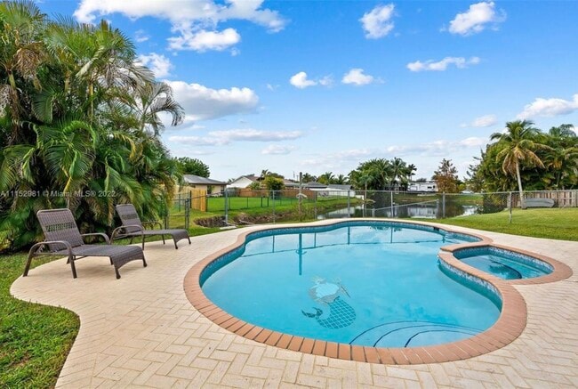 Building Photo - 1321 SW 129th Way