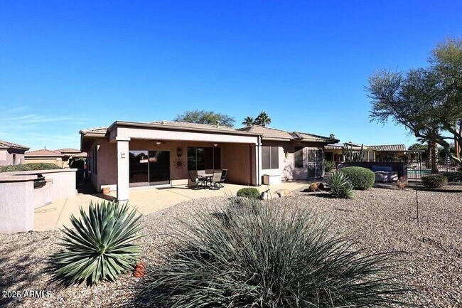 Building Photo - 17547 W Calistoga Dr