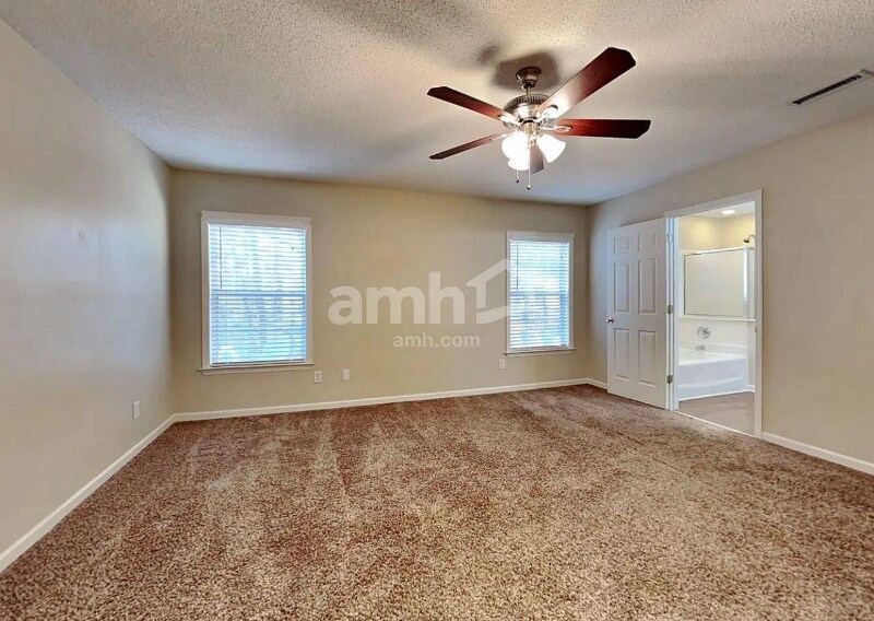 Building Photo - 106 Guildford Dr
