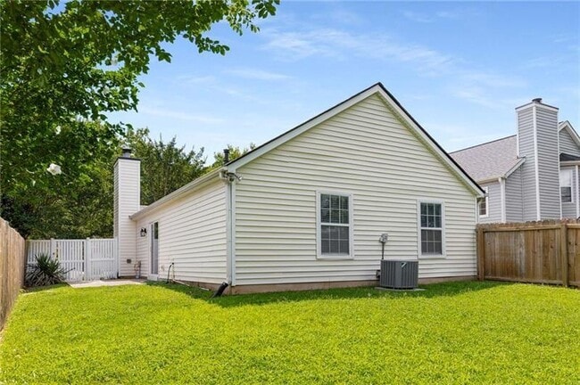 Building Photo - 13387 Aventide Ln