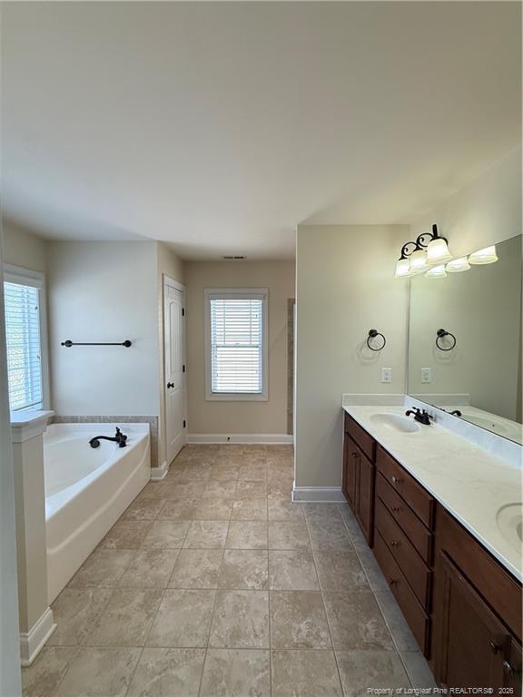 Building Photo - 1511 Micahs Way N