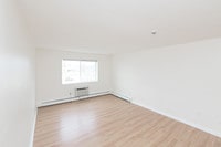 Interior Photo - The Executive House