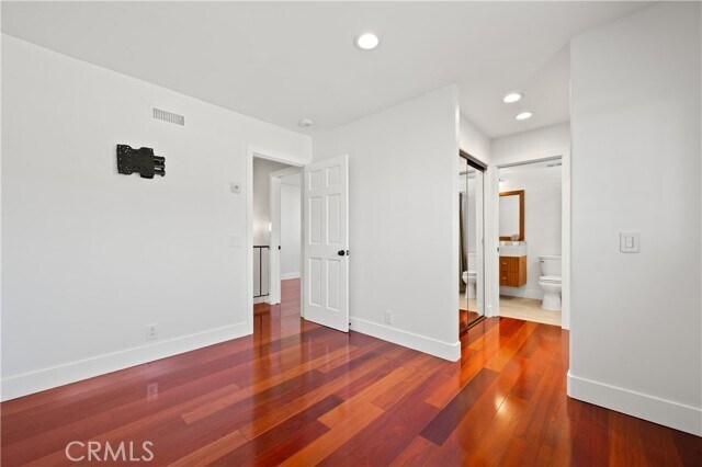 Building Photo - 9462 Pier Dr