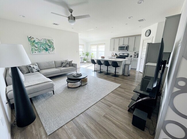 Building Photo - 6811 Fleetwood Crescent Wy