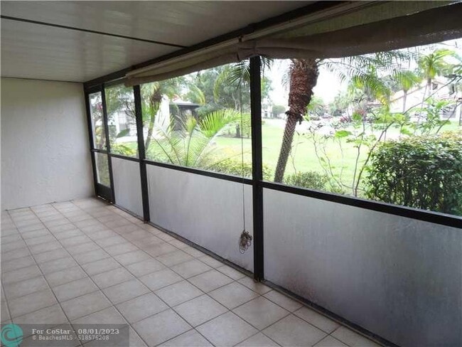 Building Photo - 10253 Riverbend Terrace