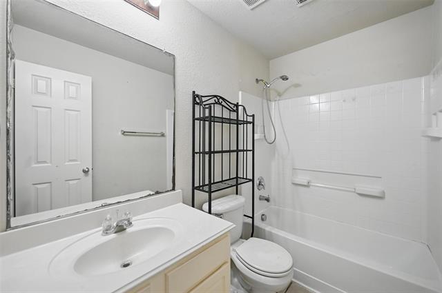 Building Photo - 5140 Bayridge Ct