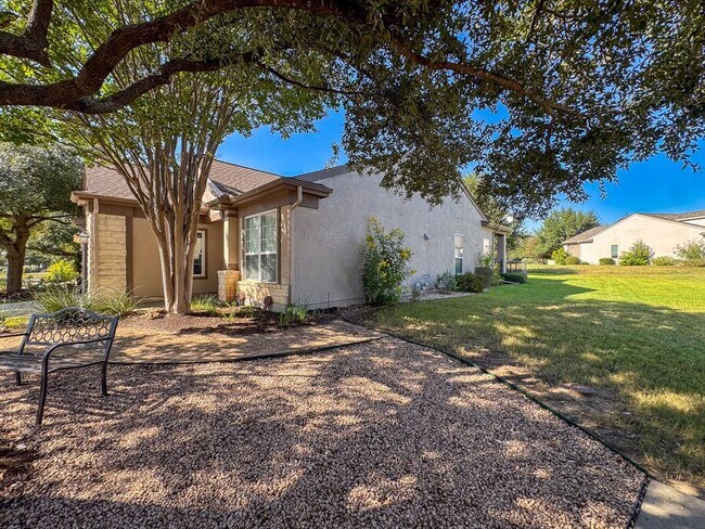 Building Photo - 100 Sunbird Ct