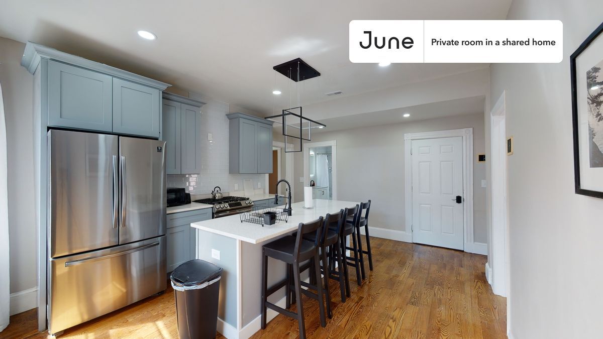 Building Photo - Room in Shared 4 bed/2 bath home
