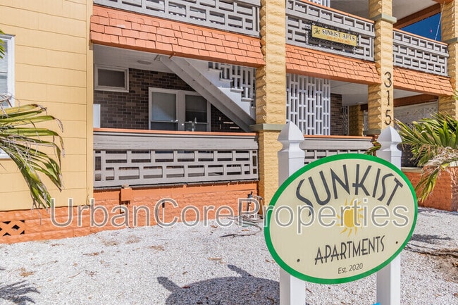 Building Photo - Sunkist Apartments