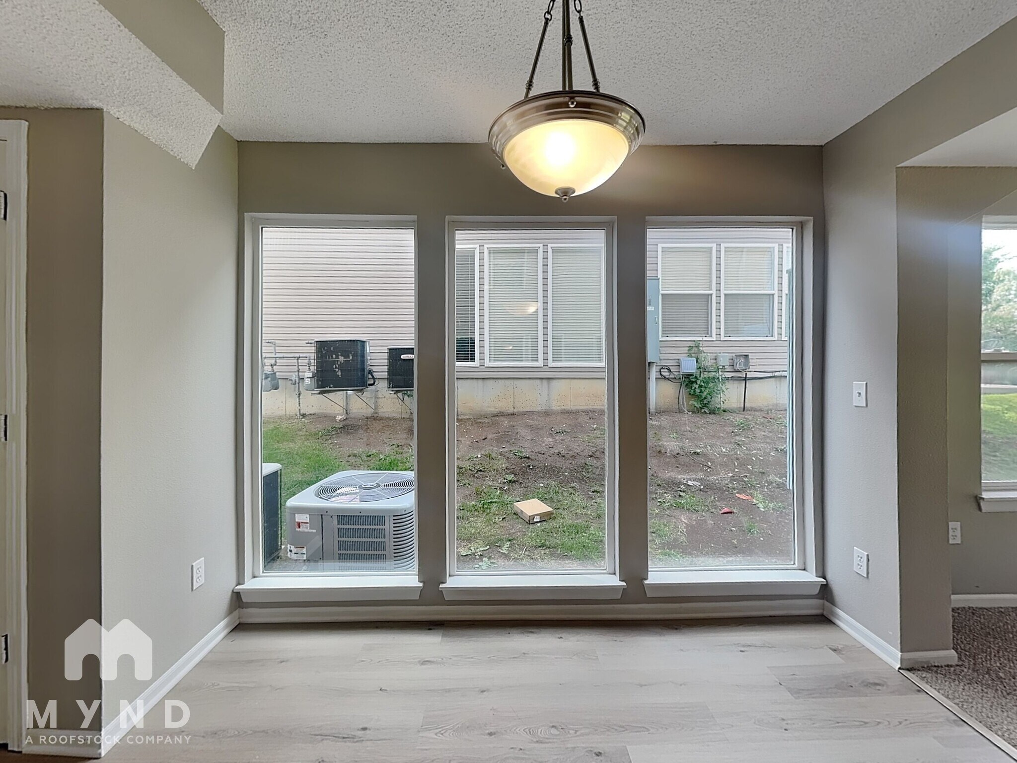 Building Photo - 2016 Hickoryleaf Ln