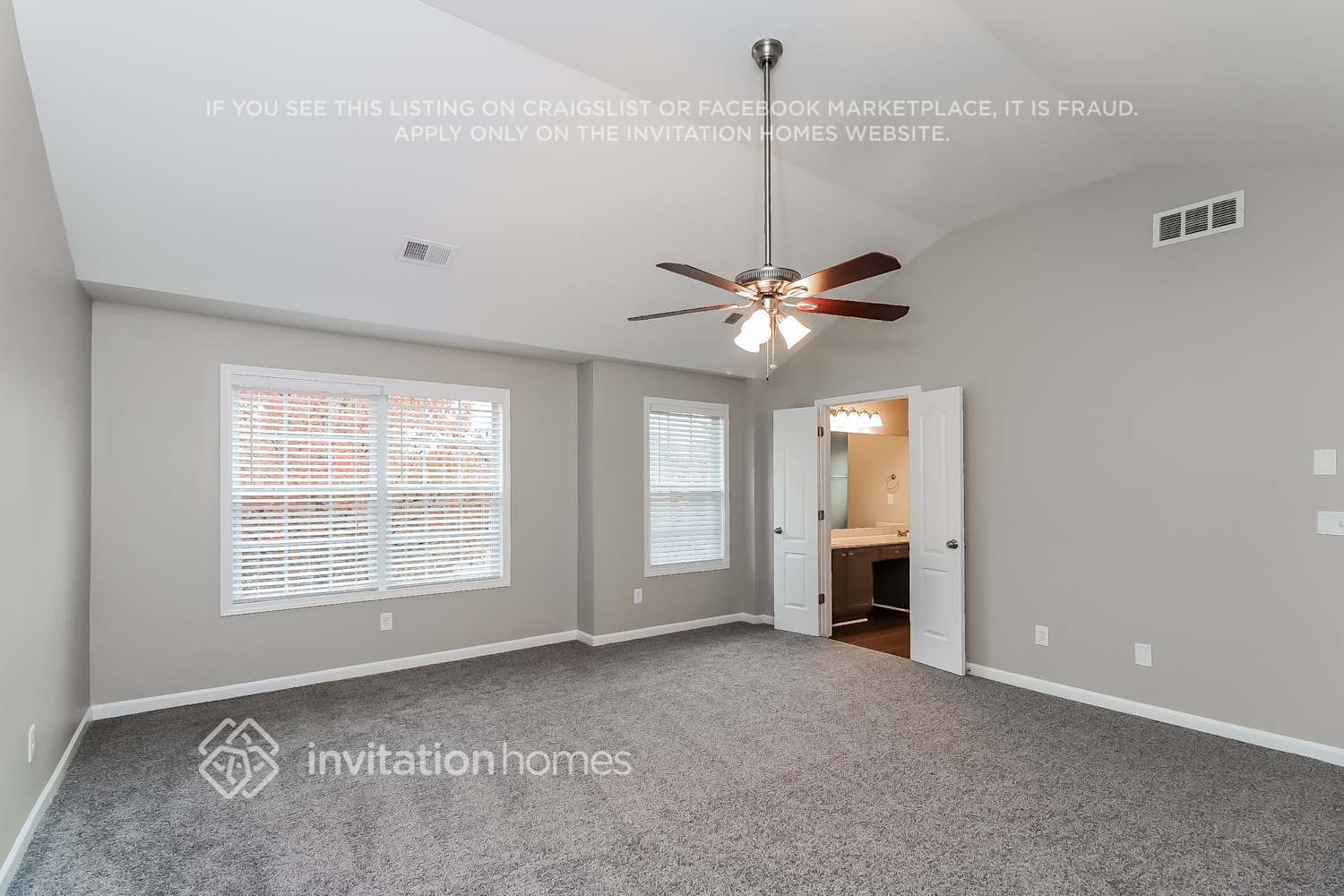 Building Photo - 5135 Blue Ash Ct