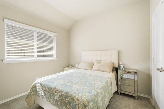 Building Photo - 10526 Cabot Trl