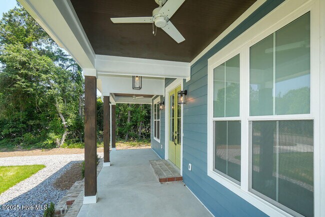 Building Photo - 476 Yadkin Rd
