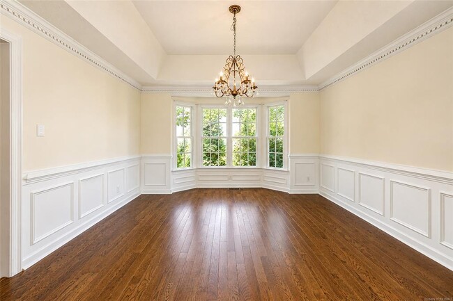 Building Photo - 3948 Penzance Pl