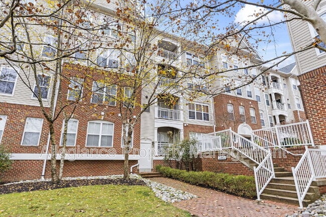 Building Photo - 5108 Donovan Dr