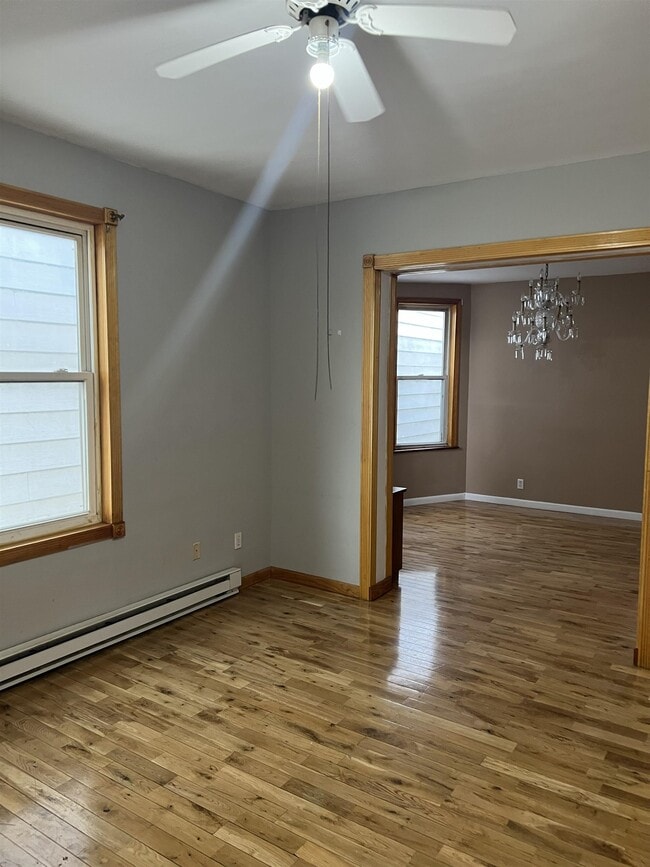 Building Photo - 167 Garfield Ave