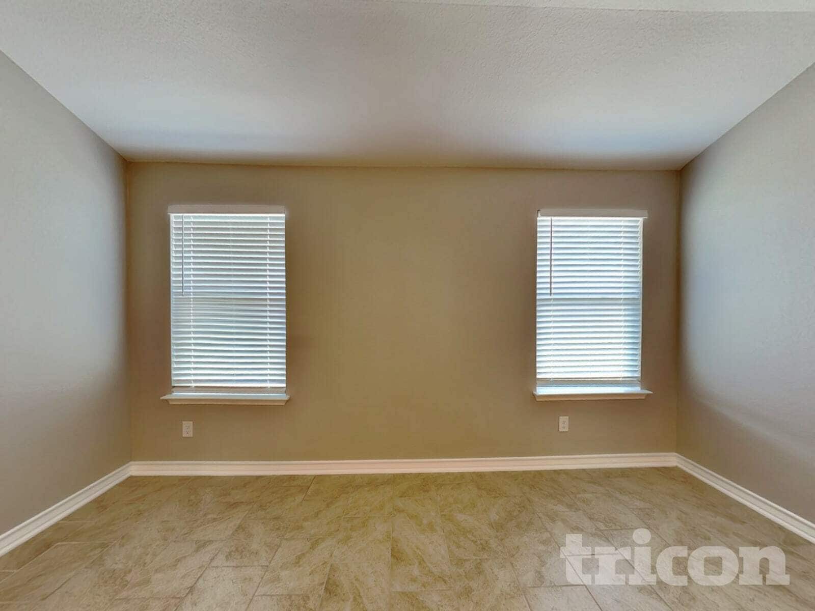 Building Photo - 1635 Tree Run
