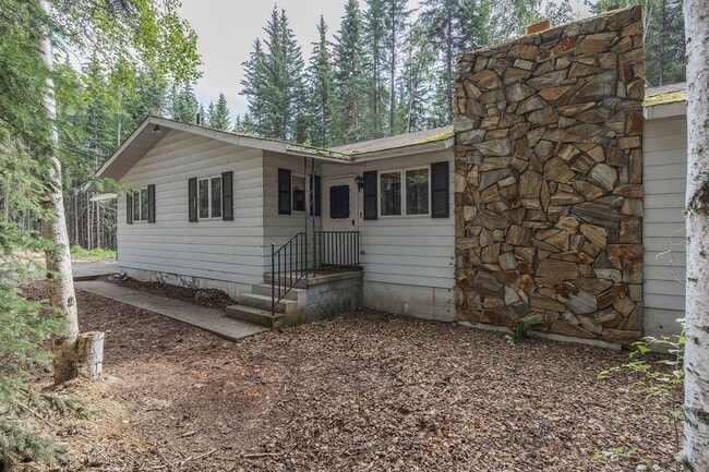 Building Photo - 2001 Yankovich Rd