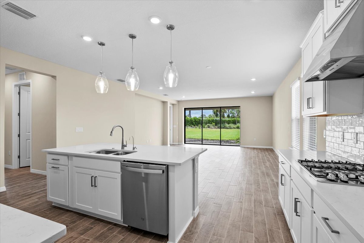 Building Photo - 9292 Tequila Sunrise Dr