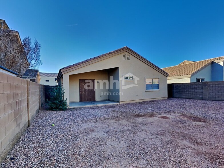 Building Photo - 11232 W Pierson St