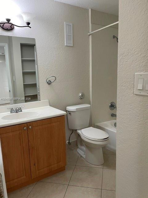 Building Photo - 10500 SW 155th Ct
