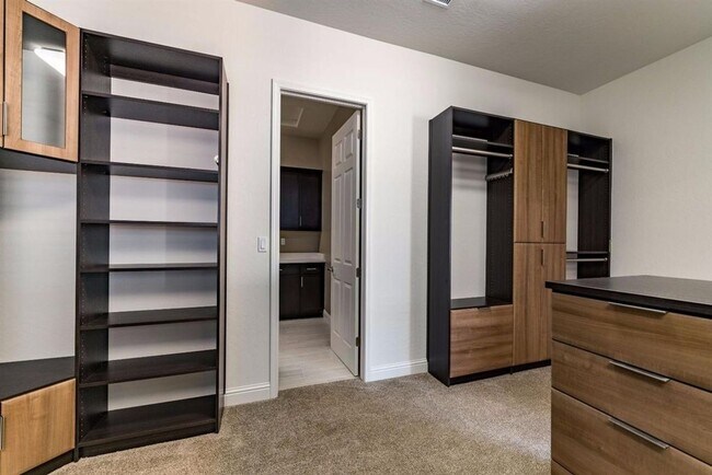 Building Photo - Custom Granville Built Home for Rent in Old Figarden