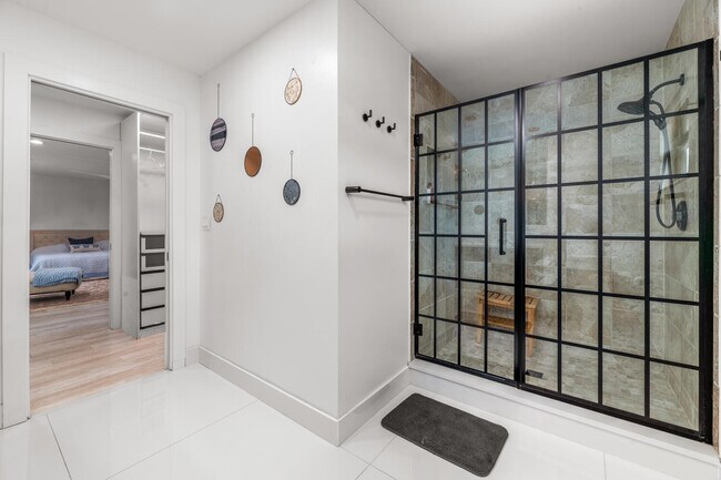 Building Photo - 1742 Harborside Cir