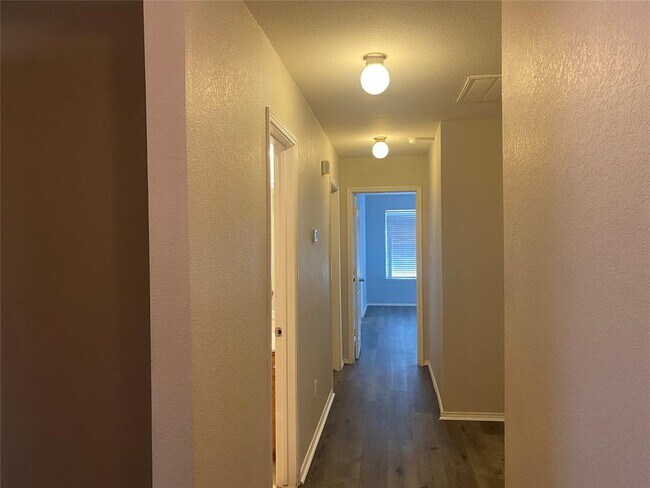 Building Photo - 209 Tripp Trail