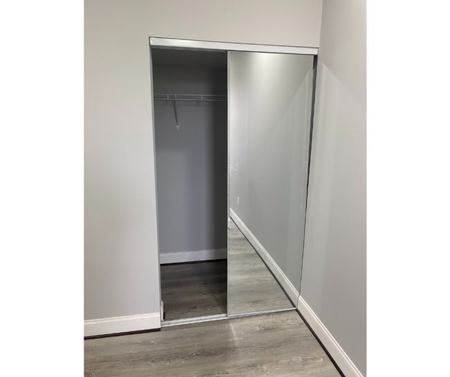 Building Photo - 1211 Poplar Grove St