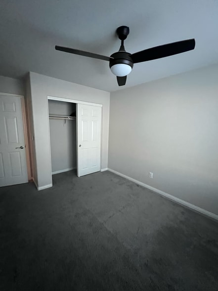 Building Photo - 4453 Lantern Point Ave