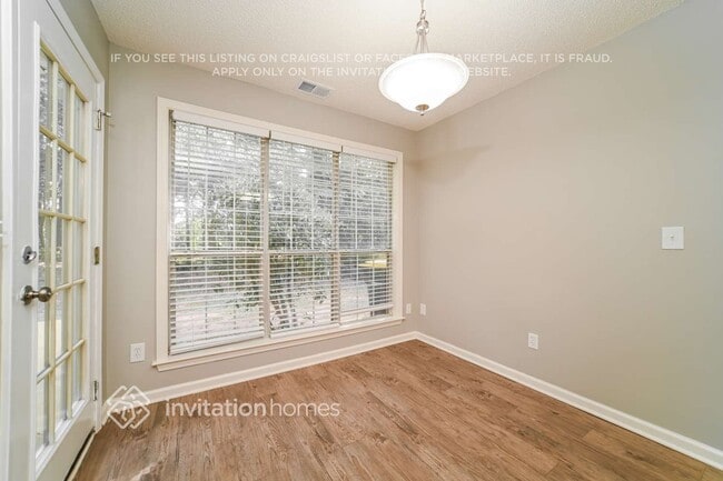Building Photo - 304 Freeman Forest Dr