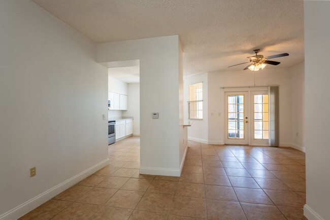 Building Photo - 10873 Windsor Walk Dr