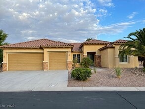 Building Photo - 2049 Powder Springs St