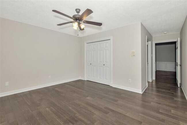 Building Photo - 11771 Quail Creek Dr