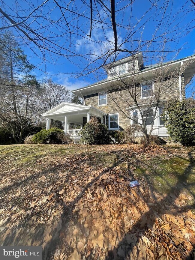 Building Photo - 4915 Wynnefield Ave