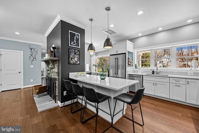 Building Photo - 3803 Estel Rd