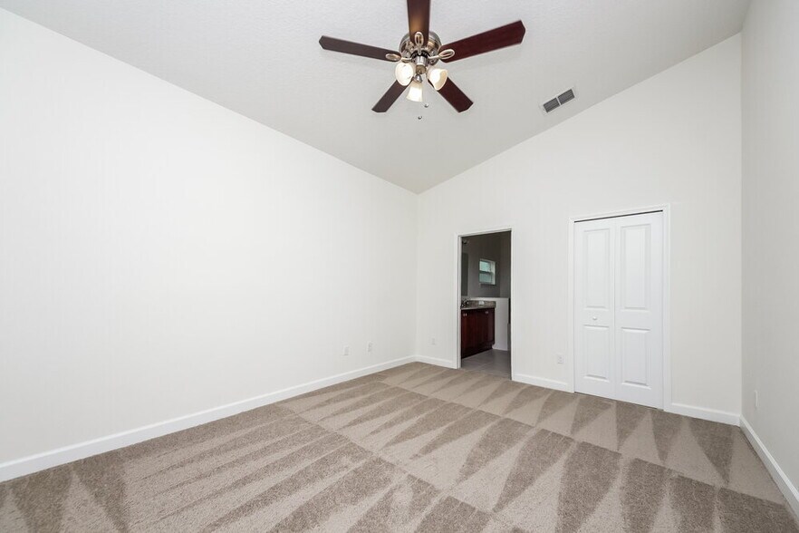 Building Photo - 839 Valnera Ct