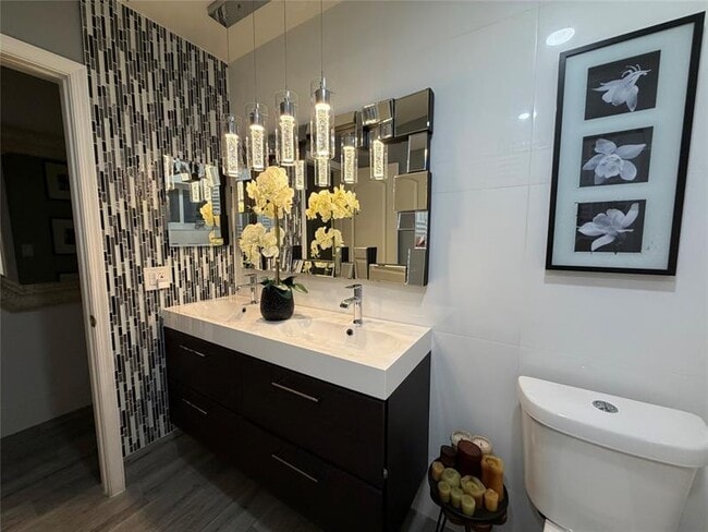 Building Photo - 11240 NW 43rd St