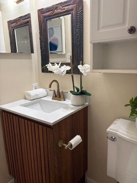 Building Photo - 6910 Hart Ln