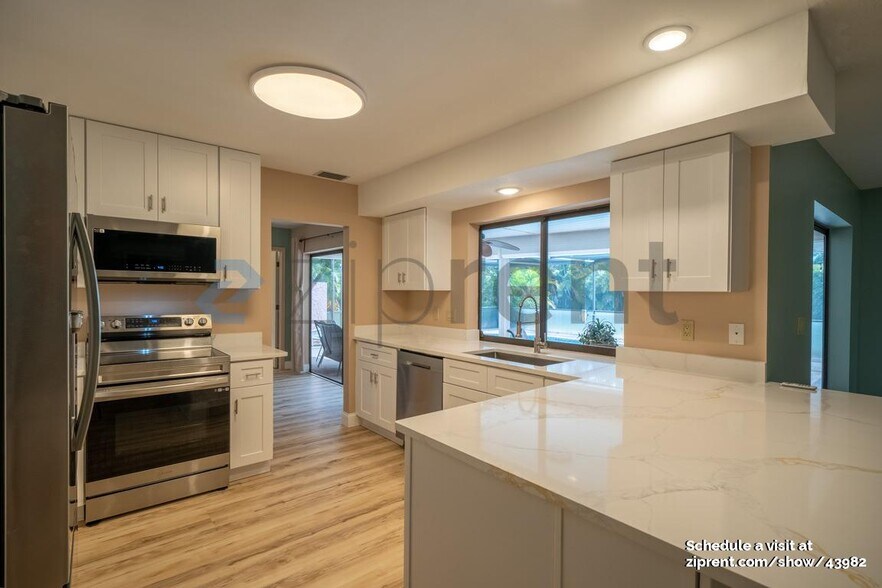 Building Photo - 1774 Whiskey Creek Dr